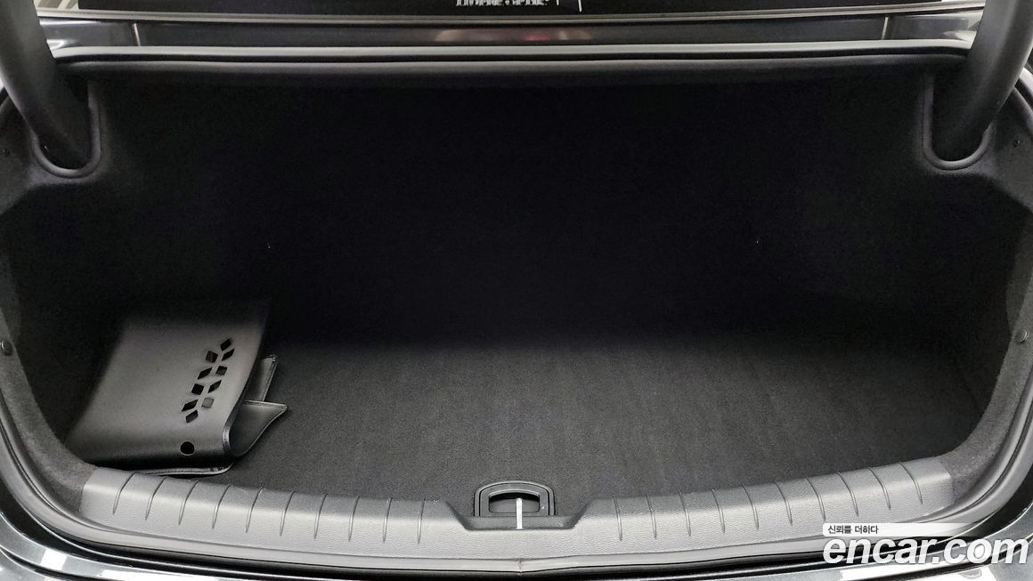 Kia K8 2025