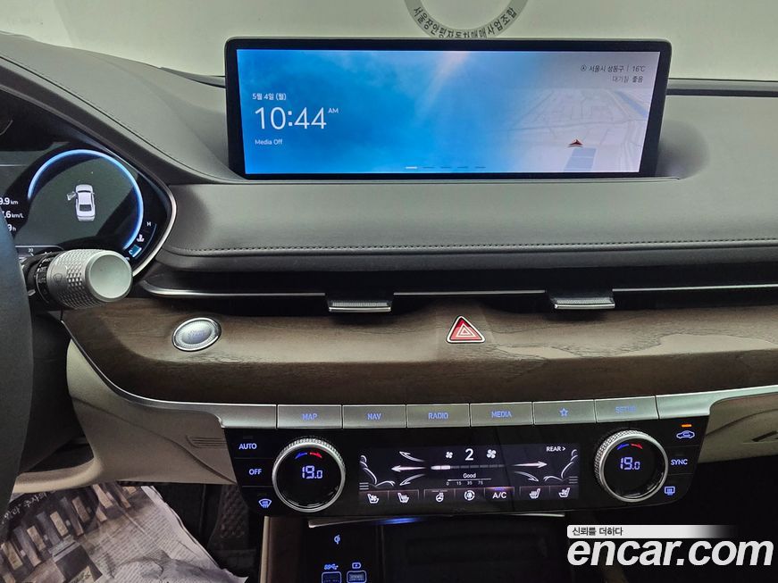 Genesis G80 2023