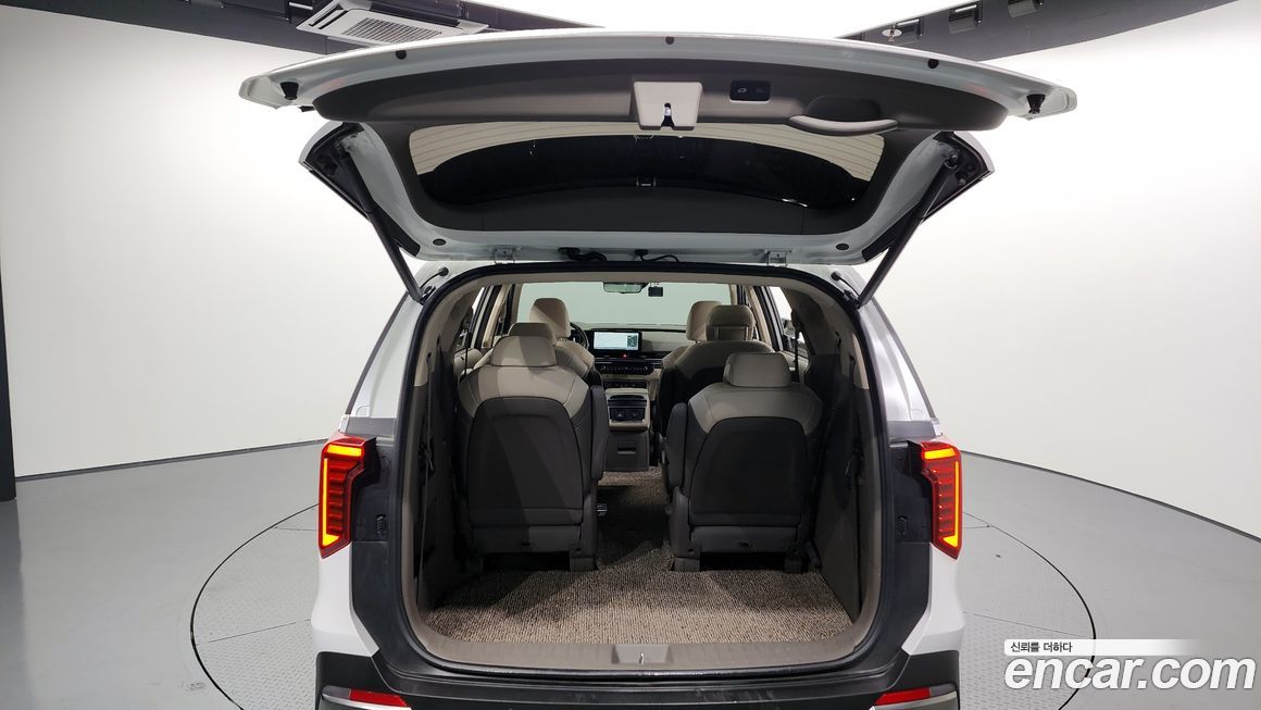 Kia Canival 2024