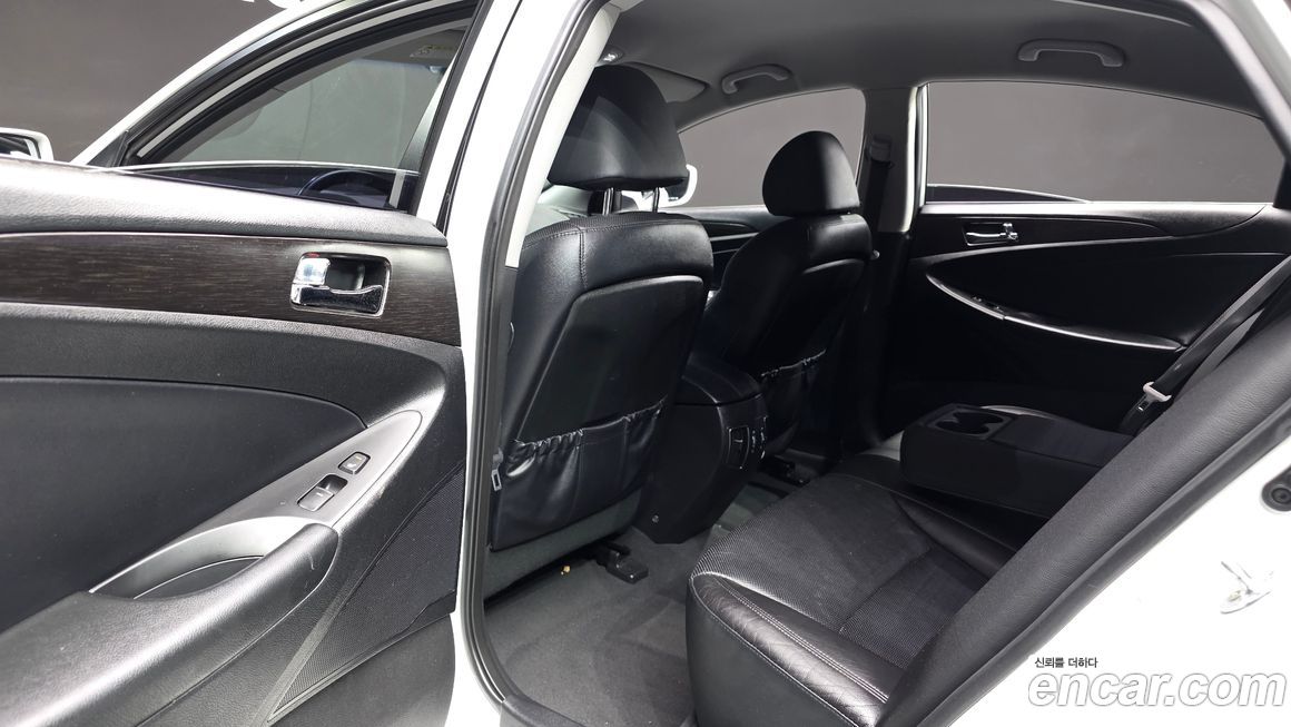 Hyundai Sonata 2012