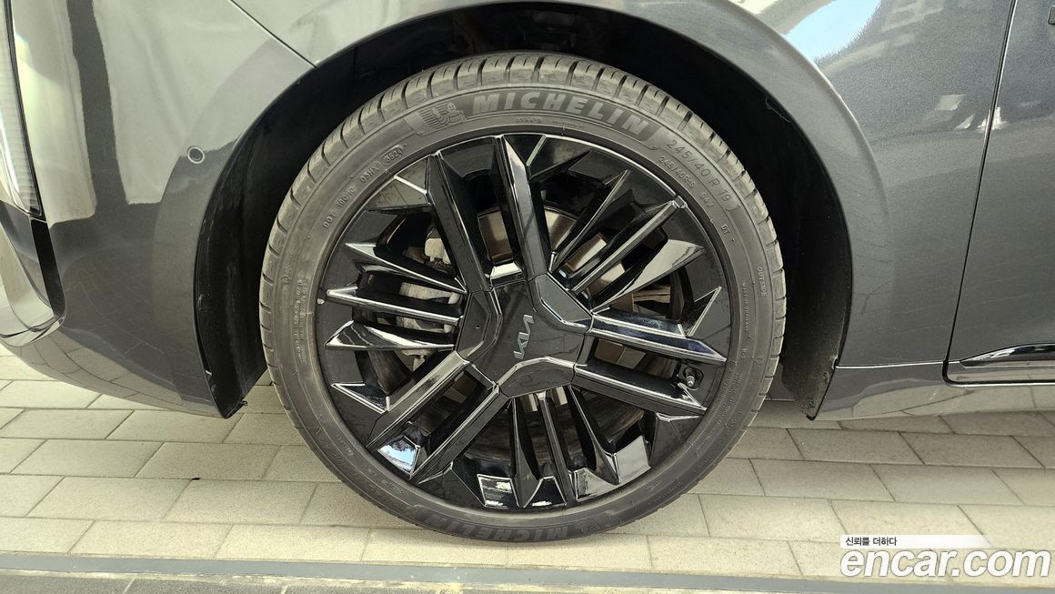 Kia K8 2025