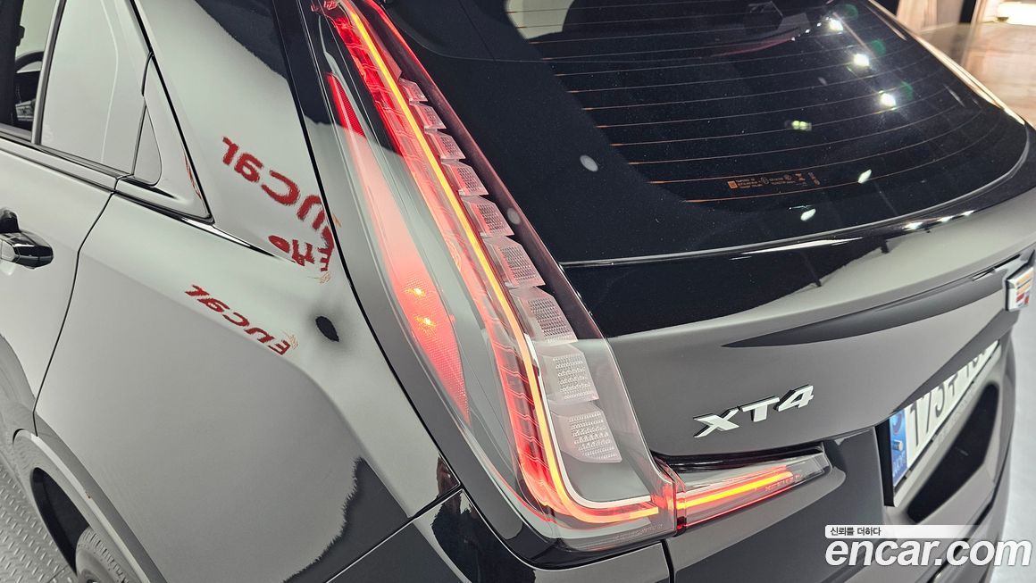 Cadillac XT4 2024
