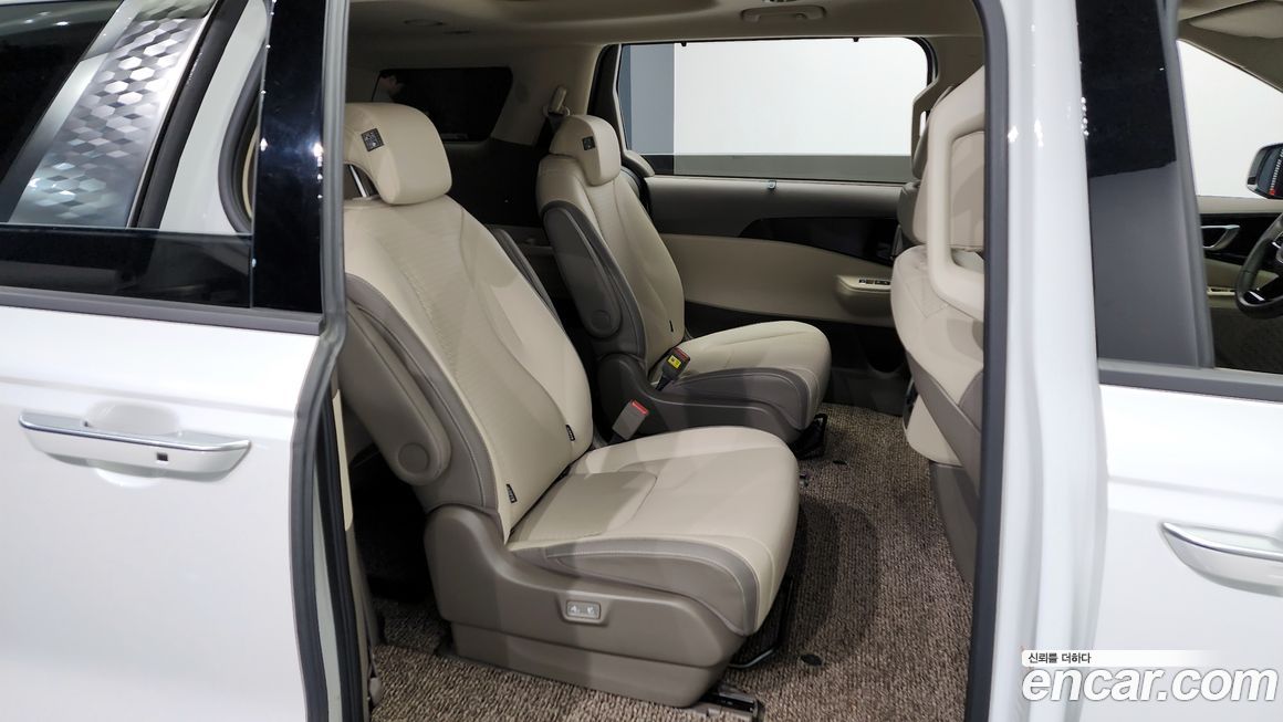 Kia Canival 2024