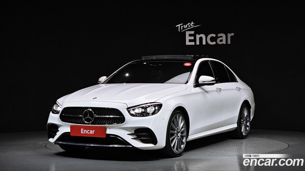 Mercedes-Benz E-Class 2022