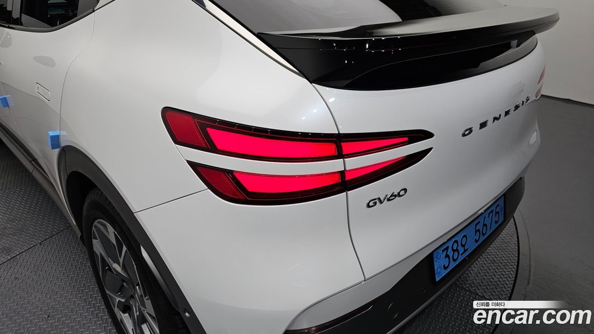 Genesis GV60 2022