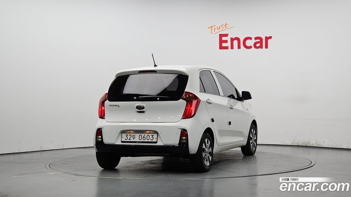 Kia morning 2016