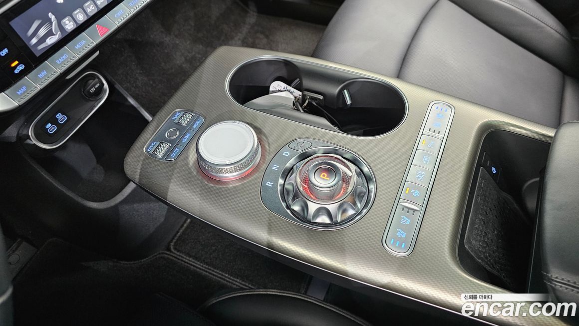 Genesis GV60 2022