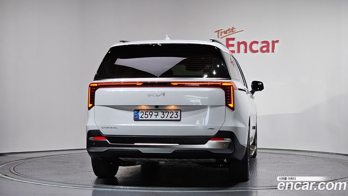 Kia Canival 2025