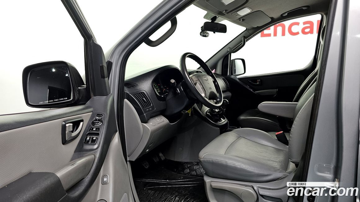 Hyundai Starex 2013