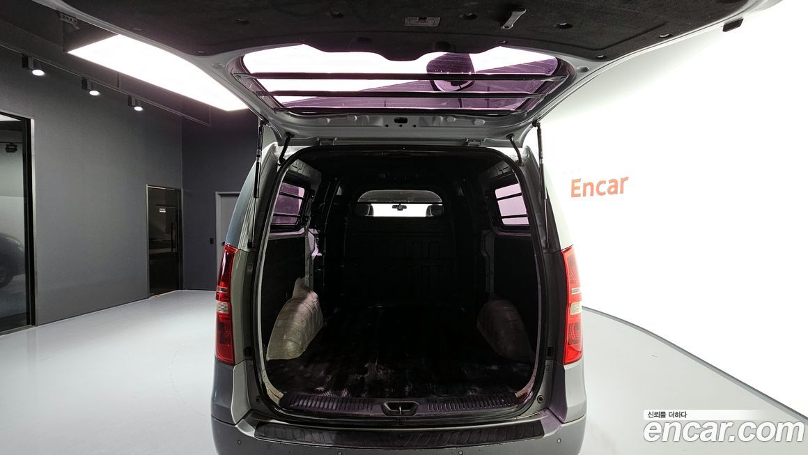 Hyundai Starex 2013