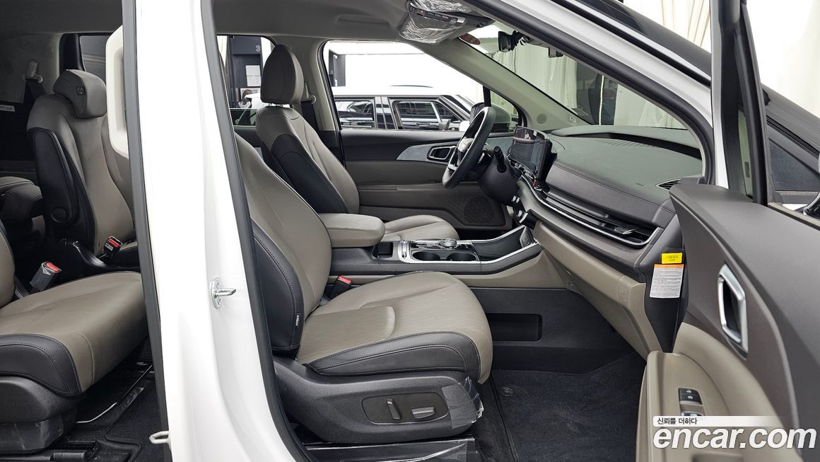 Kia Canival 2025