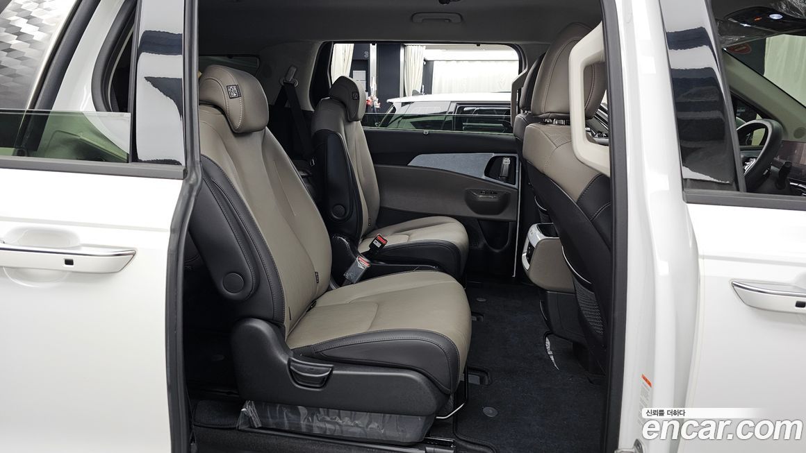 Kia Canival 2025