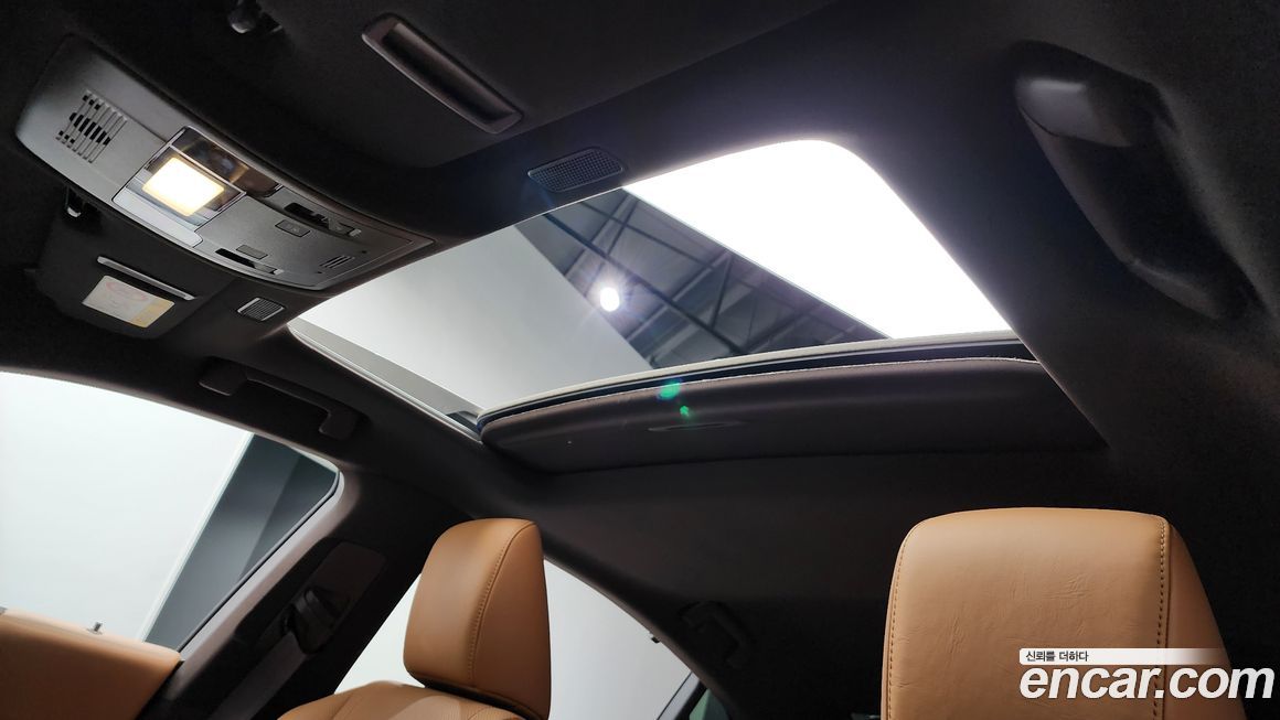 Lexus ES 2021
