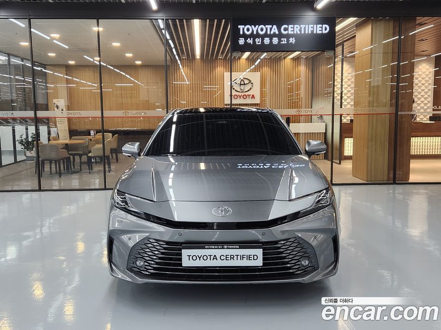 Toyota Camry 2025