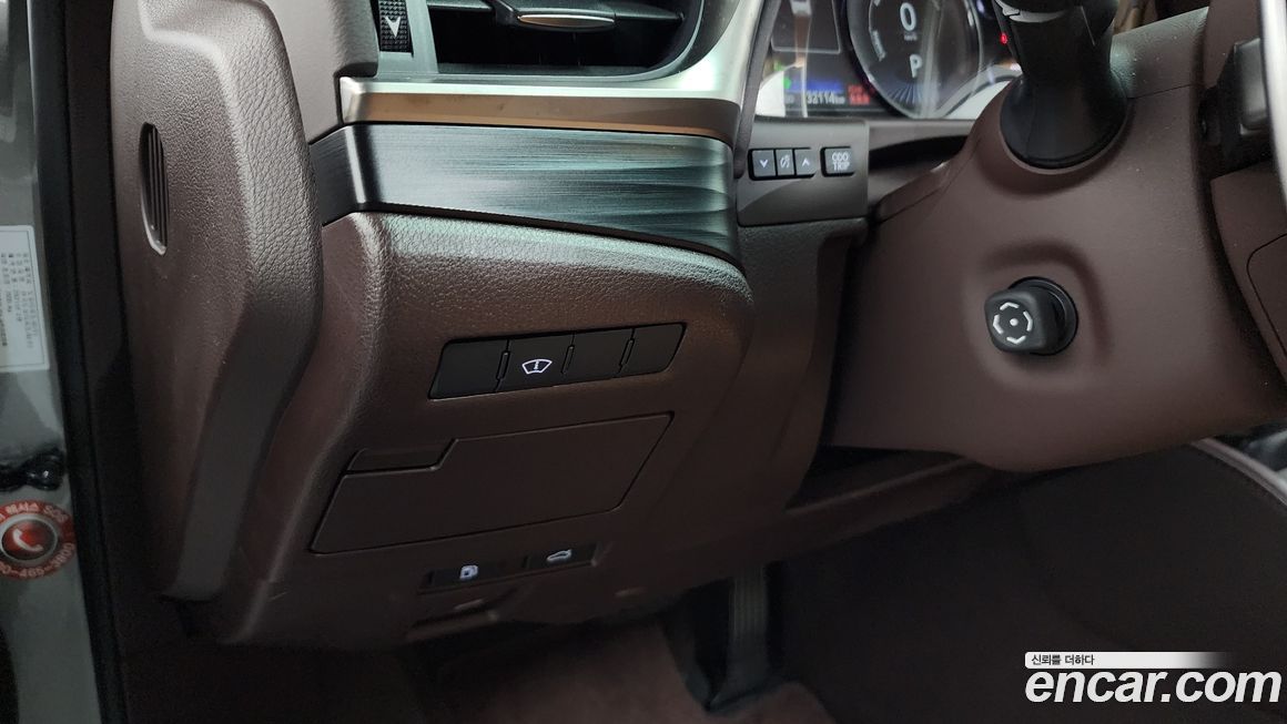Lexus ES 2021