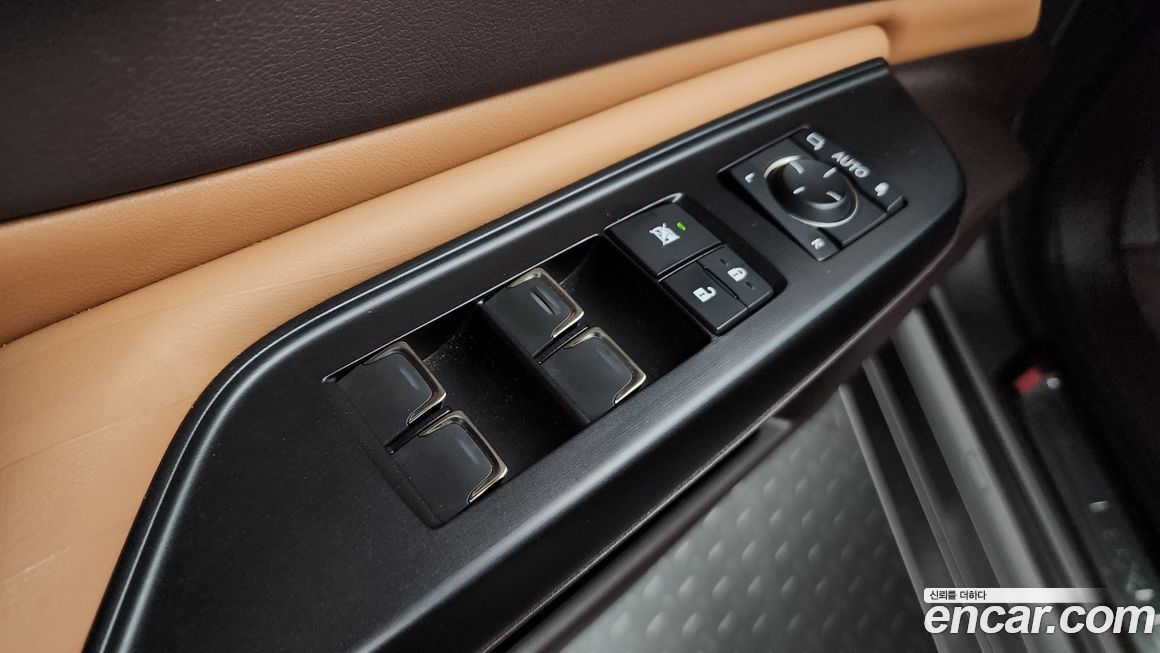 Lexus ES 2021