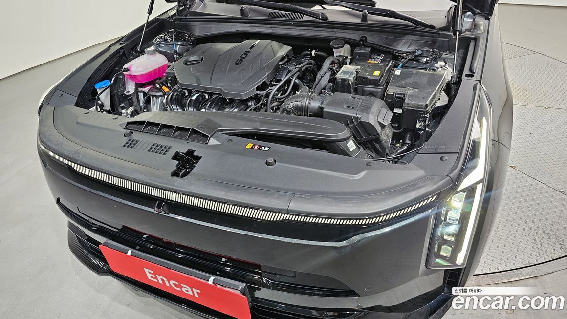 Kia K8 2025