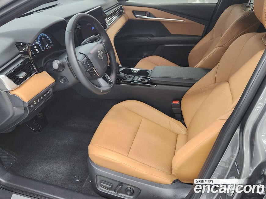 Toyota Camry 2025