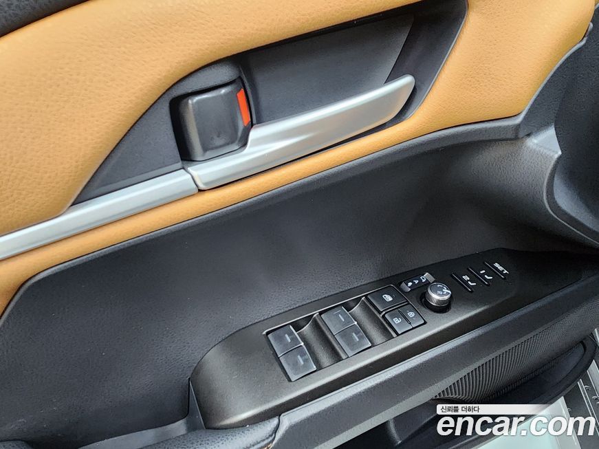 Toyota Camry 2025