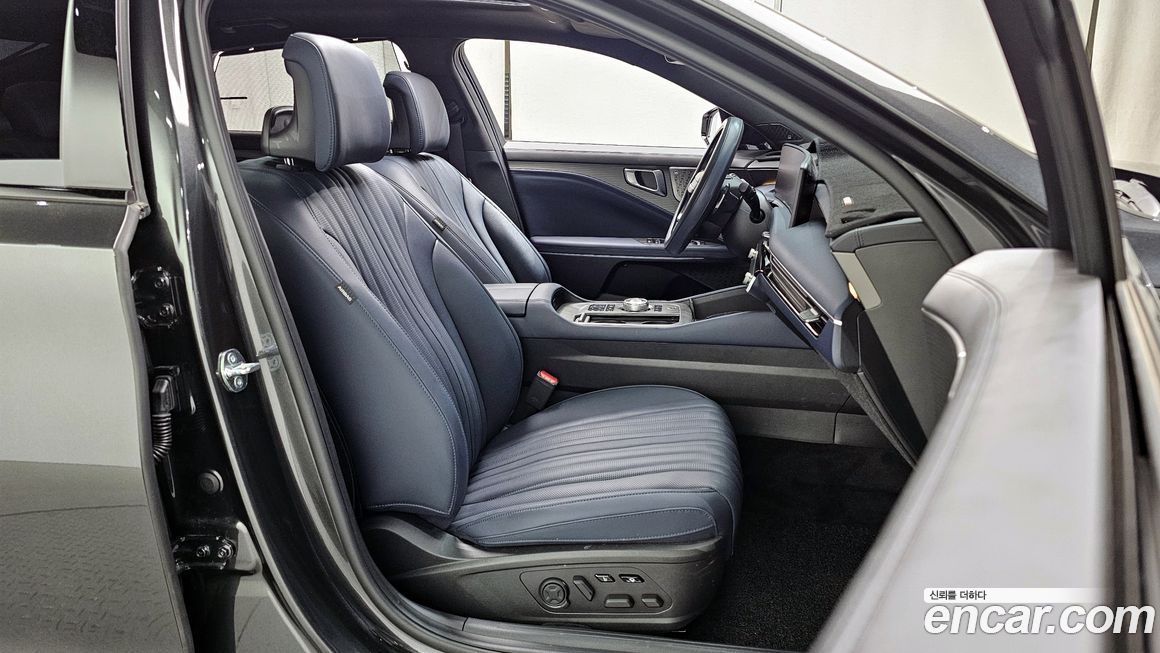 Kia K8 2025