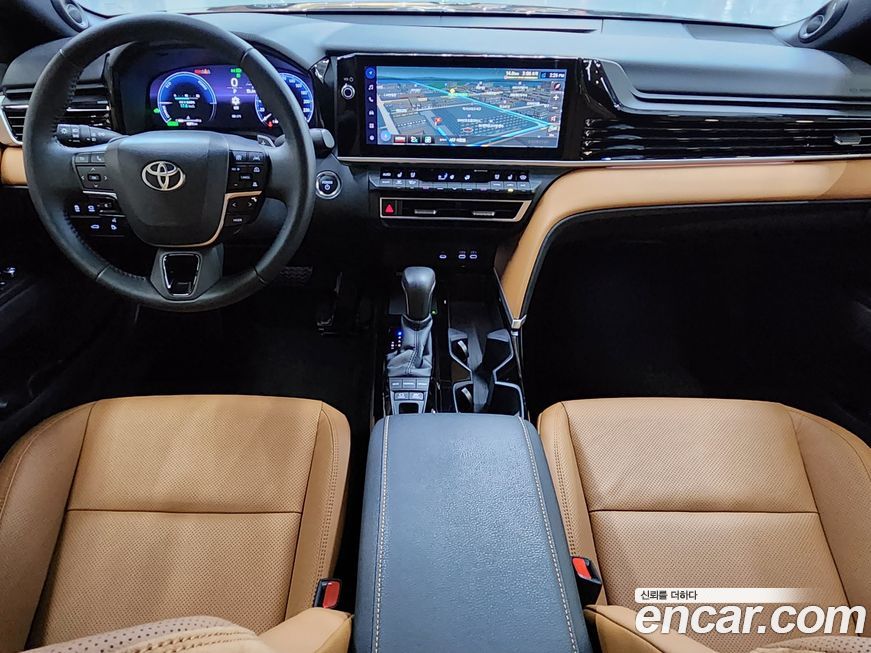 Toyota Camry 2025