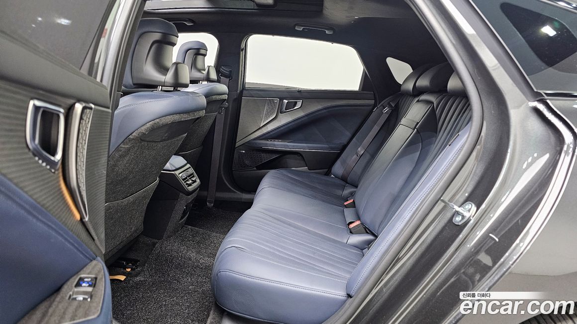 Kia K8 2025