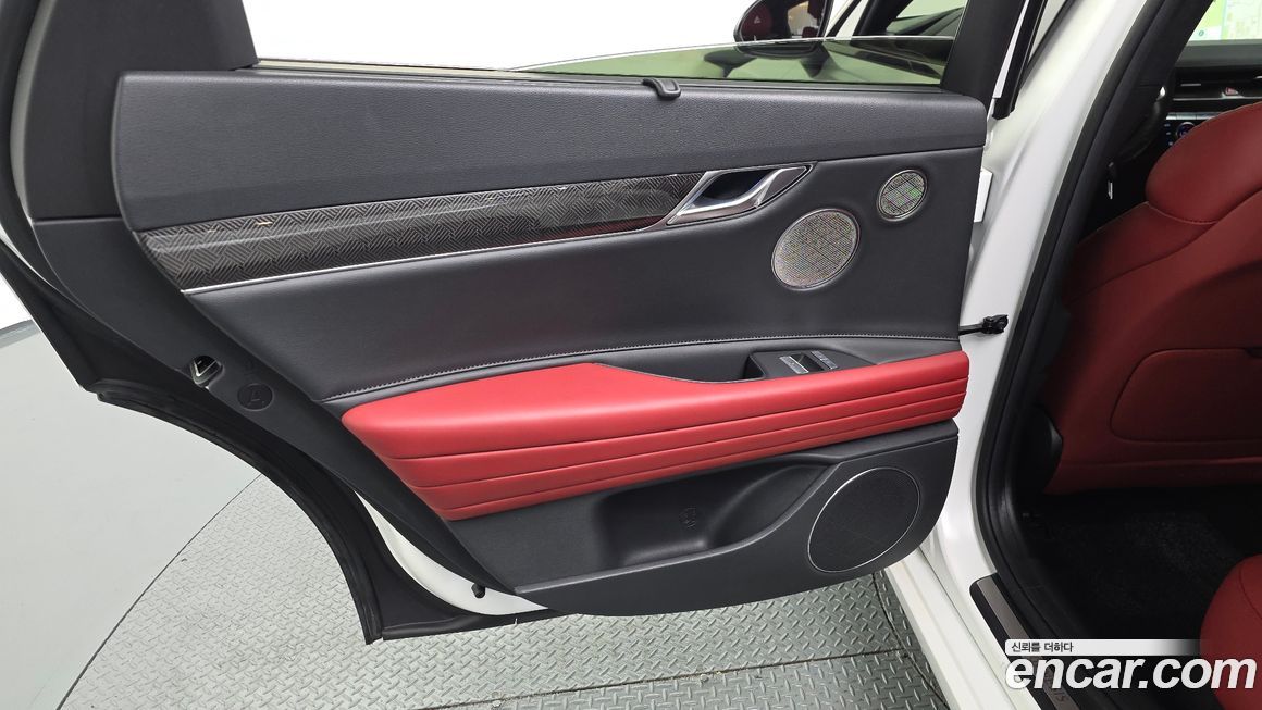 Genesis G80 2022