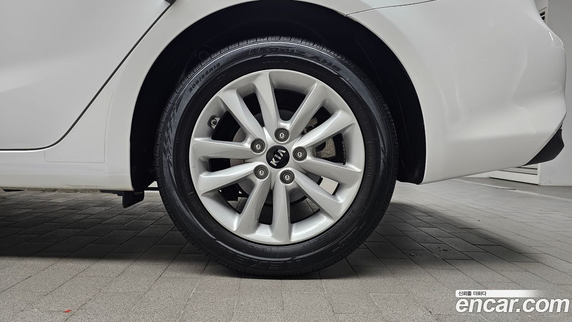 Kia K3 2017