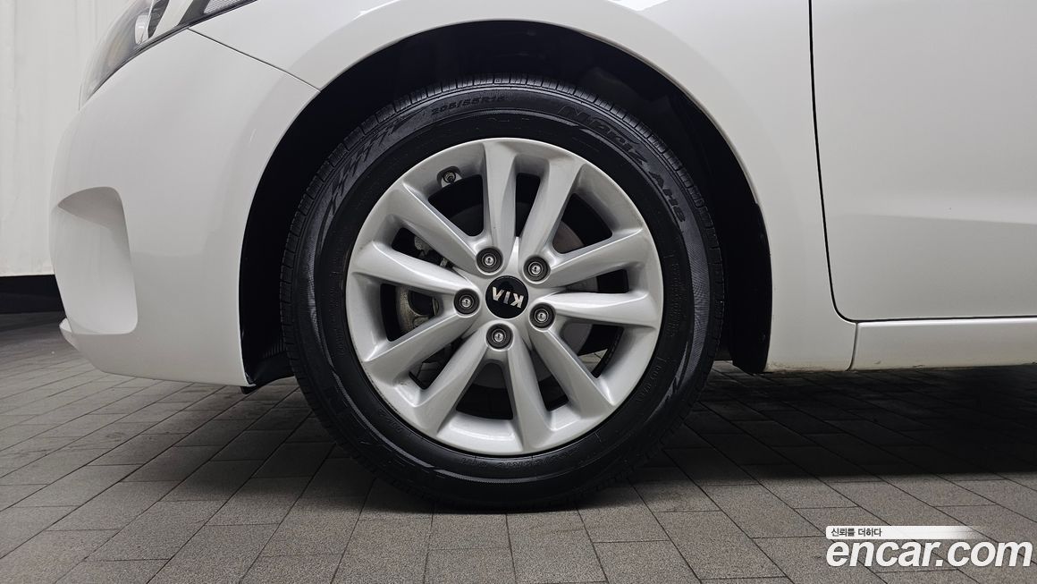 Kia K3 2017