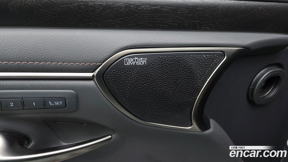 Lexus ES 2025
