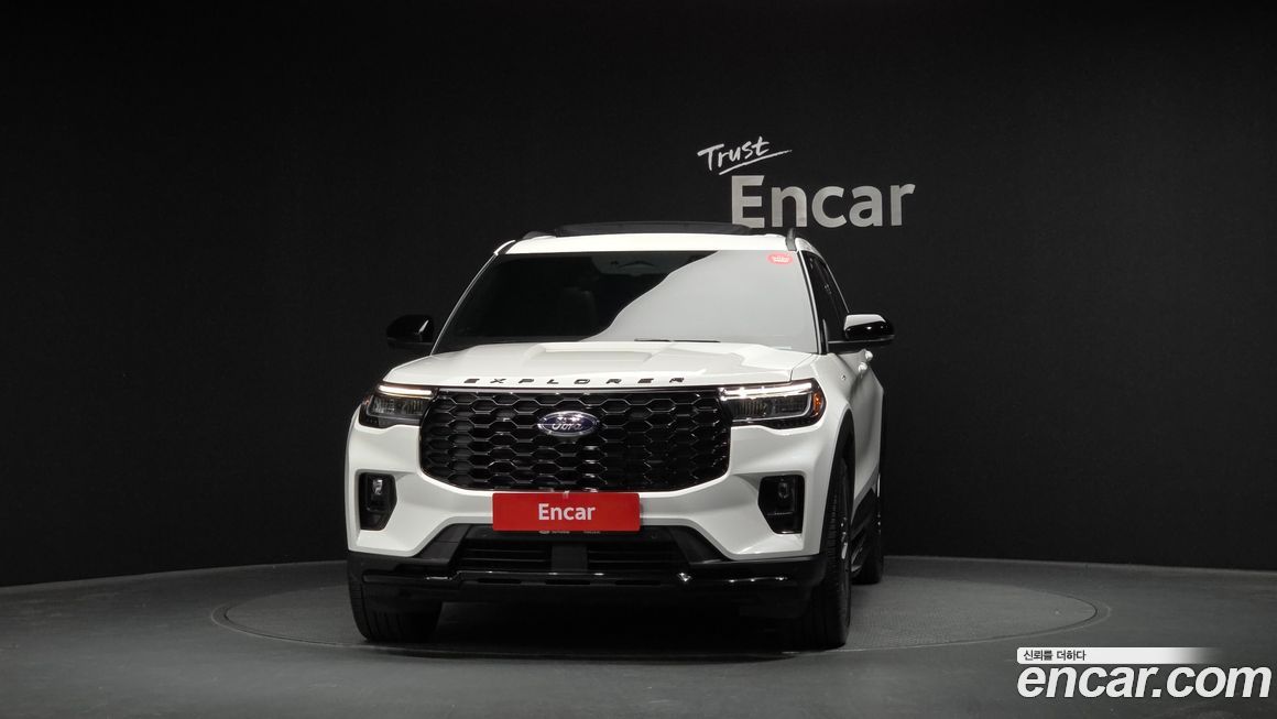 Ford Explorer 2025