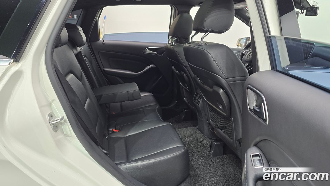 Mercedes-Benz B-Class 2018