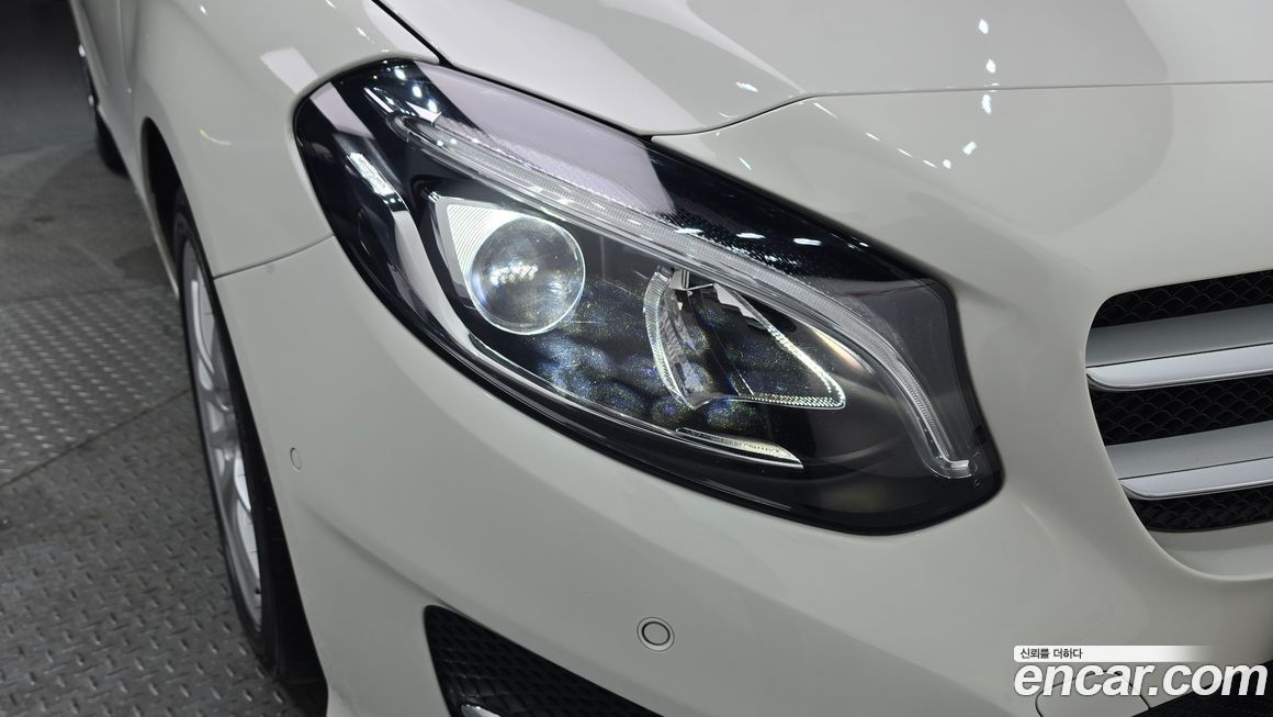 Mercedes-Benz B-Class 2018