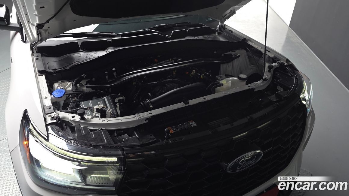 Ford Explorer 2025
