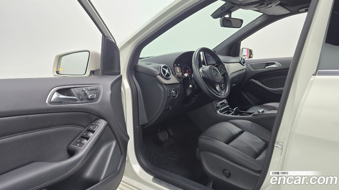 Mercedes-Benz B-Class 2018