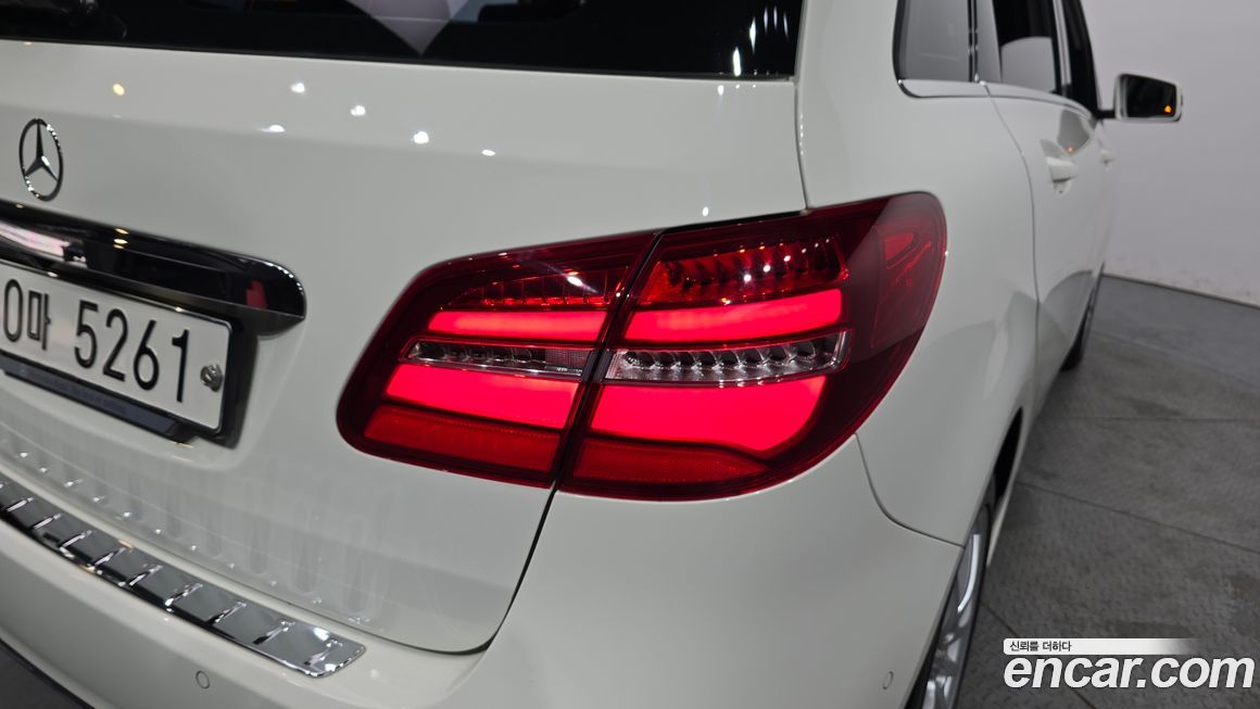 Mercedes-Benz B-Class 2018