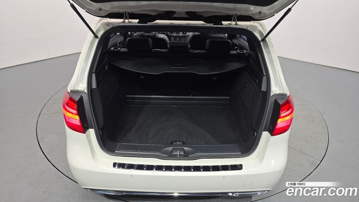 Mercedes-Benz B-Class 2018