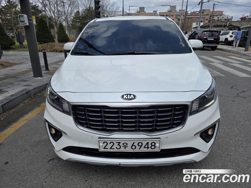 Kia Canival 2019