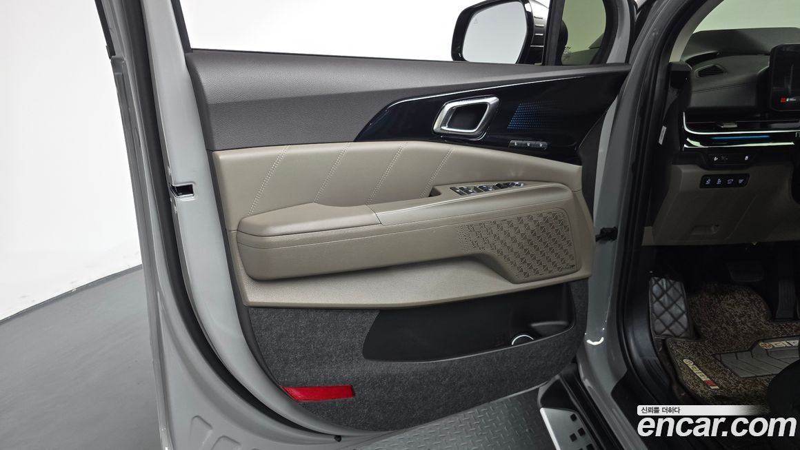 Kia Canival 2025