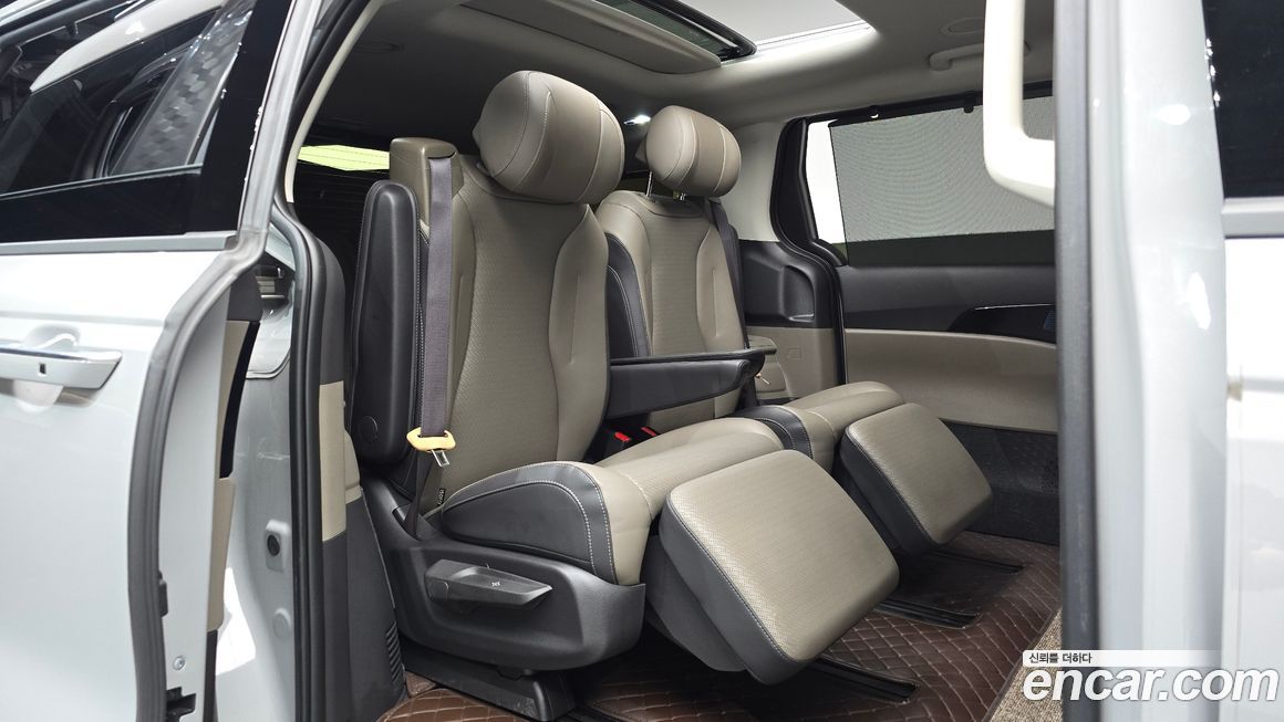Kia Canival 2025