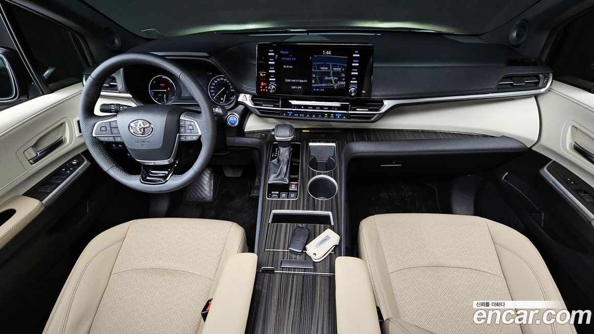 Toyota Sienna 2023