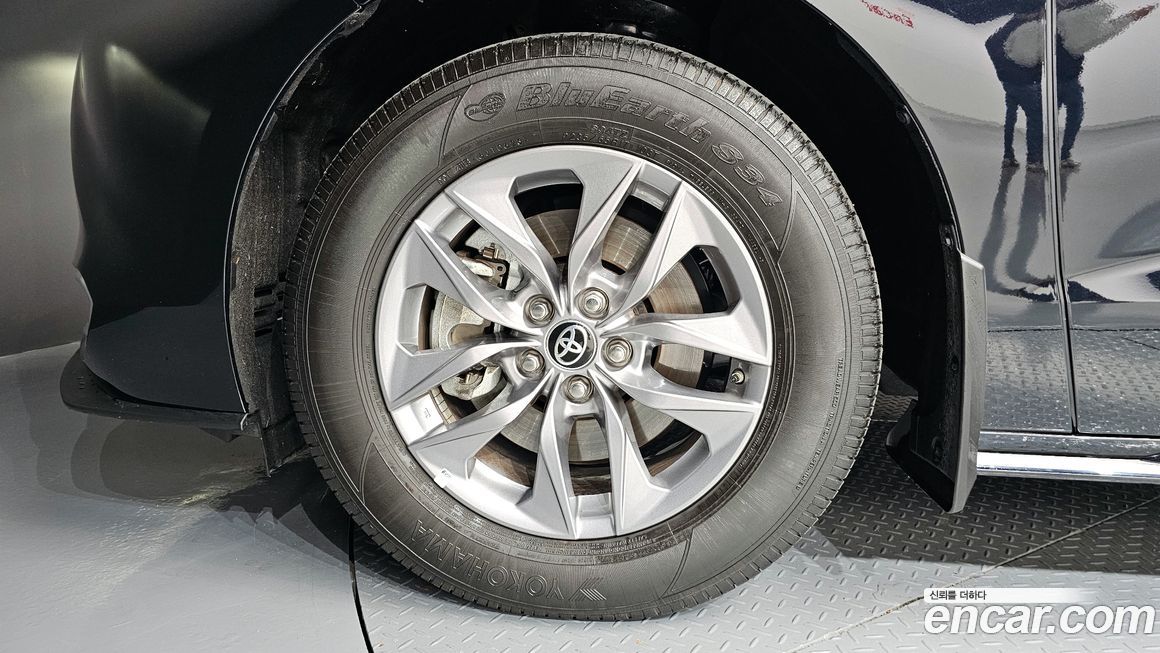 Toyota Sienna 2023