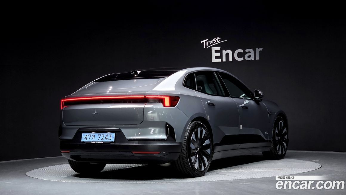 Polestar Polestar 4 2025