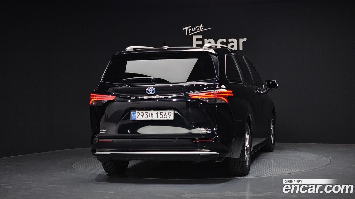 Toyota Sienna 2023