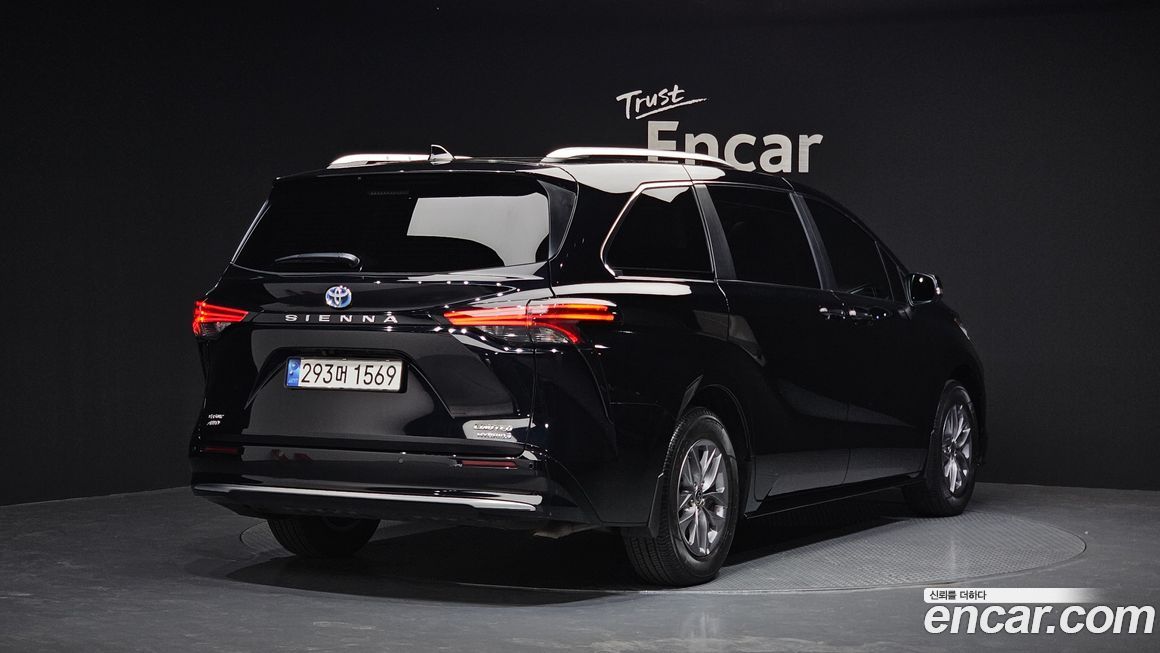 Toyota Sienna 2023