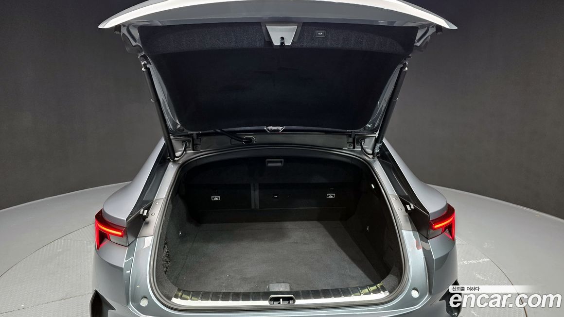 Polestar Polestar 4 2025