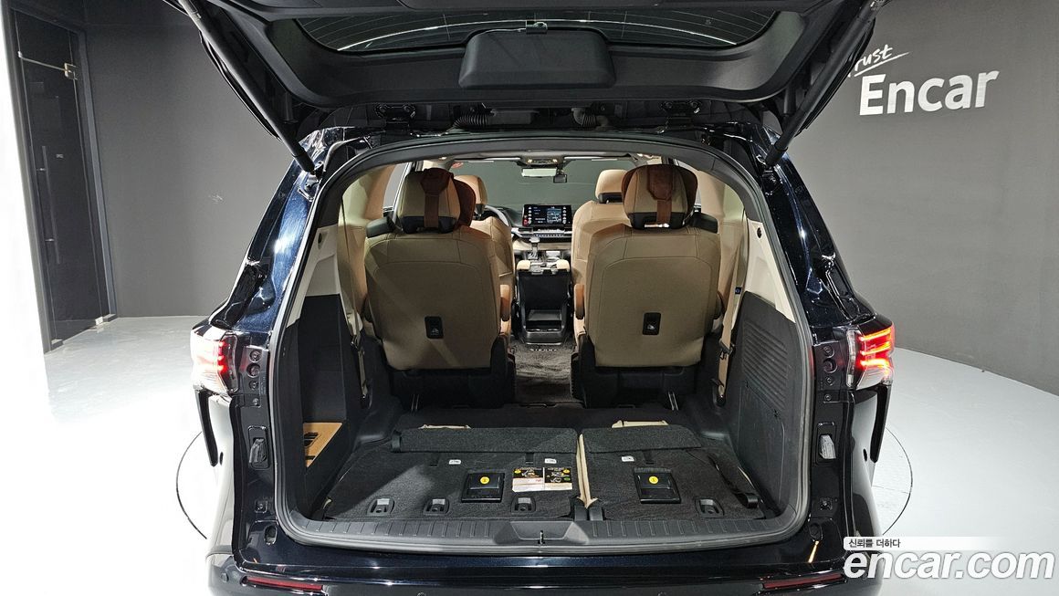 Toyota Sienna 2023