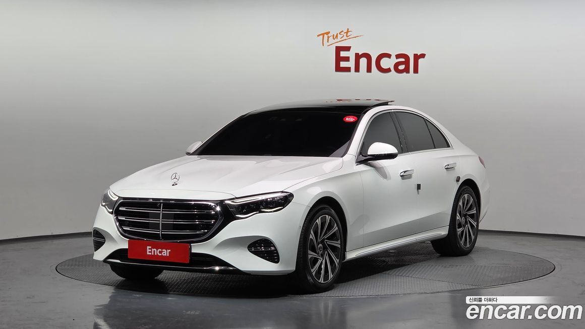 Mercedes-Benz E-Class 2024