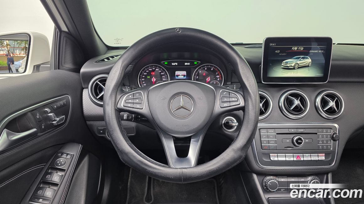 Mercedes-Benz A-Class 2016