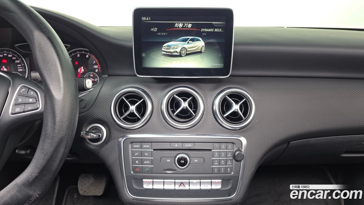 Mercedes-Benz A-Class 2016